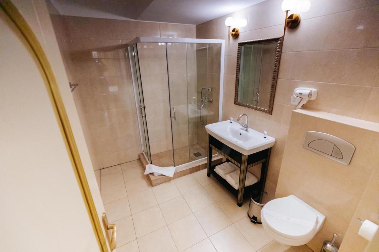 Hotel Rais Târgu Jiu Extérieur photo