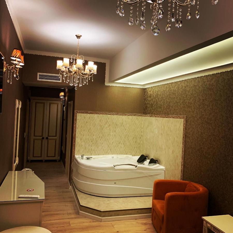 Hotel Rais Târgu Jiu Extérieur photo