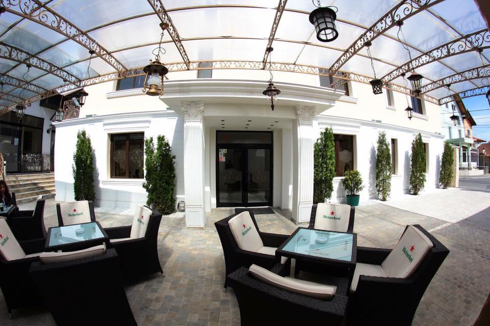 Hotel Rais Târgu Jiu Extérieur photo